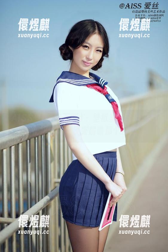 AISS爱丝(钻石版) - 壁纸里藏着的松果儿花嫁写真，快来解锁那个瞬间！
