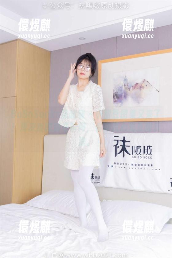 BoBoSocks袜啵啵 - 小甜豆图集又来了！薄灰丝的那些瞬间，看得我心里直翻云浪。
