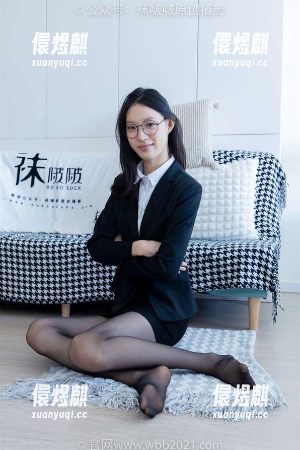 BoBoSocks袜啵啵-糯米 BoBoSocks袜啵啵 - 厚肉丝花絮版全套来袭,糯米的图片背后藏着什么惊喜?