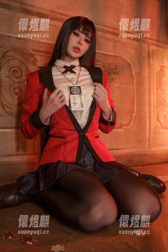 Vinnegal 翻开Vinnegal的蕾泽女仆无圣光图集,幻想与现实交错的瞬间