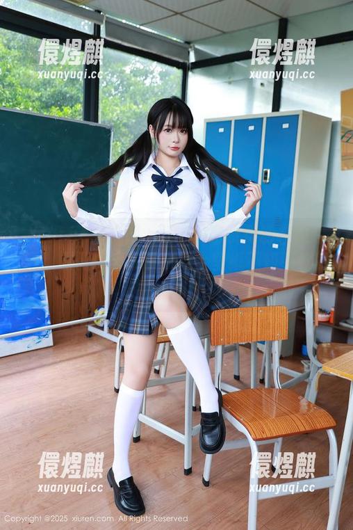 Xiuren秀人网-Elise谭晓彤 Xiuren秀人网 - Elise谭晓彤的校服写真:原图饱含故事,换上壁纸不知不觉就沉浸了