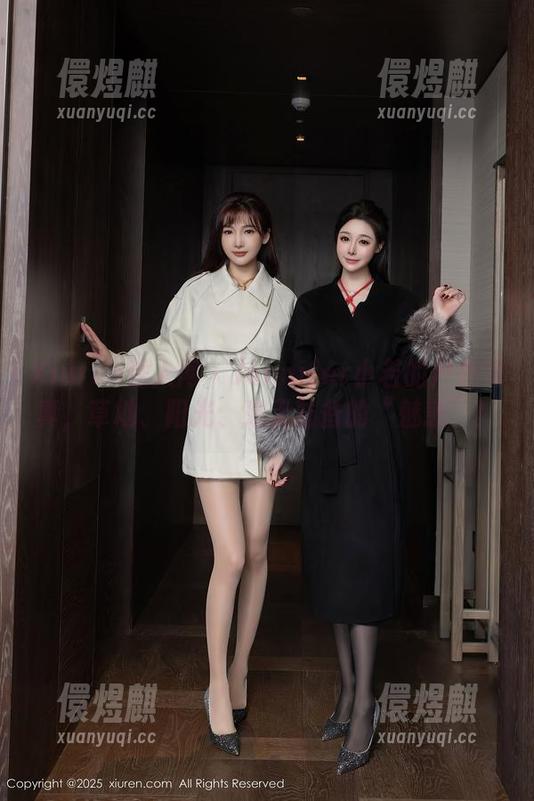 Xiuren秀人网-Jennifer小若 Xiuren秀人网 - Jennifer小若的户外写真,草地、阳光、毫无防备的“魅惑”!