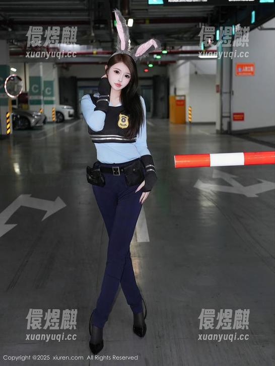 Xiuren秀人网-唐翩翩 Xiuren秀人网 - 唐翩翩的天台作品集:你有没有试过在天台上尝试一把‘动作片’?