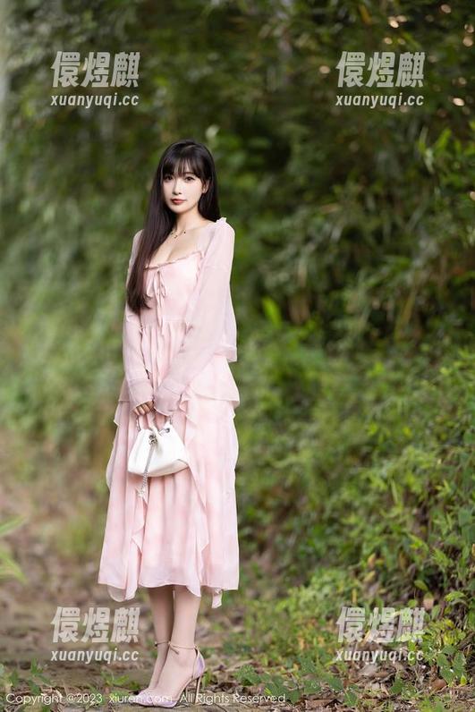 Xiuren秀人网 - 反正最新娜娜baby双人图包肯定有内容，这两人绝对不止于“干”这一件！
