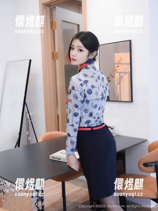 Xiuren秀人网-小薯条nienie Xiuren秀人网 - 小薯条nienie比基尼写真大公开,壁纸都偷偷害羞了,真是妙不可言!