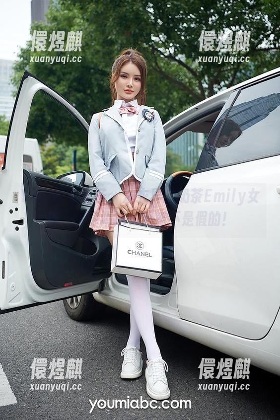 YouMi尤蜜荟-奶茶Emily YouMi尤蜜荟 - 泳衣界的奶茶Emily女神:图库精选,魅惑不是假的!