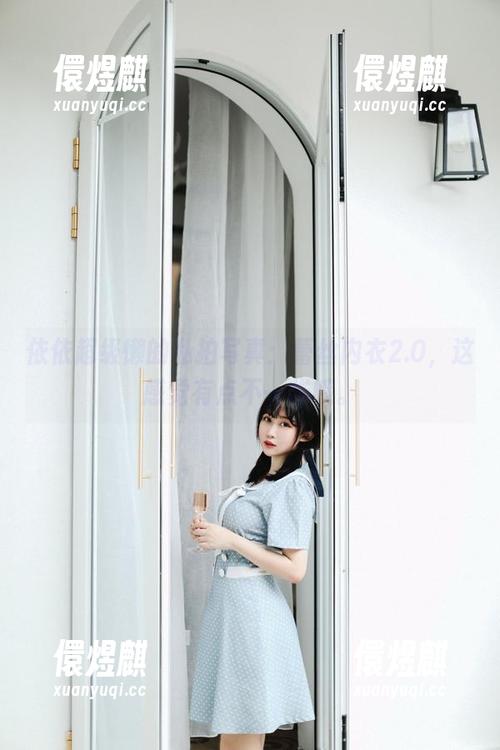 依依超级懒 依依超级懒的私拍写真:蕾丝内衣2.0,这感觉有点不一样哦。