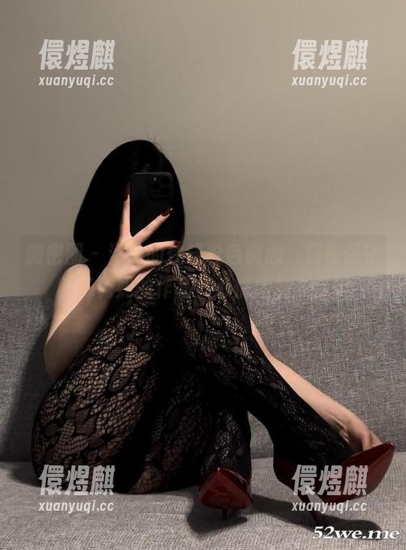 保守的二舅妈 微密圈 - 涌动的性感粉色桃心,观看保守的二舅妈的作品,心情像是在云端