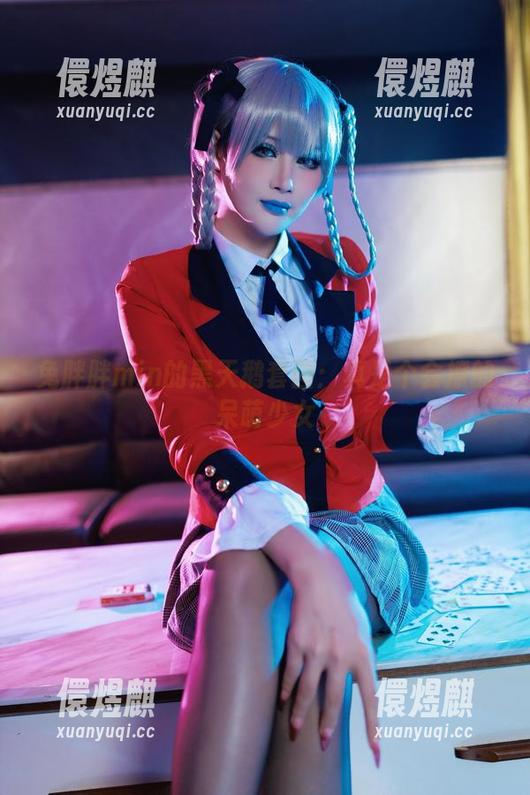 兔胖胖min 兔胖胖min的黑天鹅套图:真是个会撩的呆萌少女
