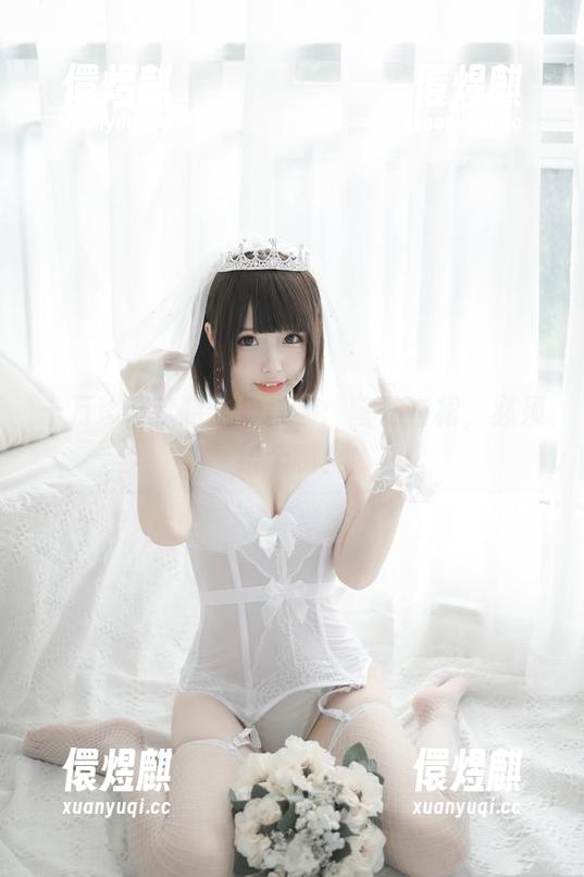 十万珍吱伏特合集来袭：穹妹白裙，必须给个赞！