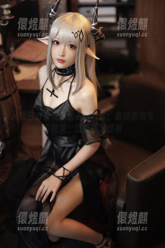 南宫 从明日方舟里走出来的南宫:森蚺旗袍写真图集,既妖娆又惊艳