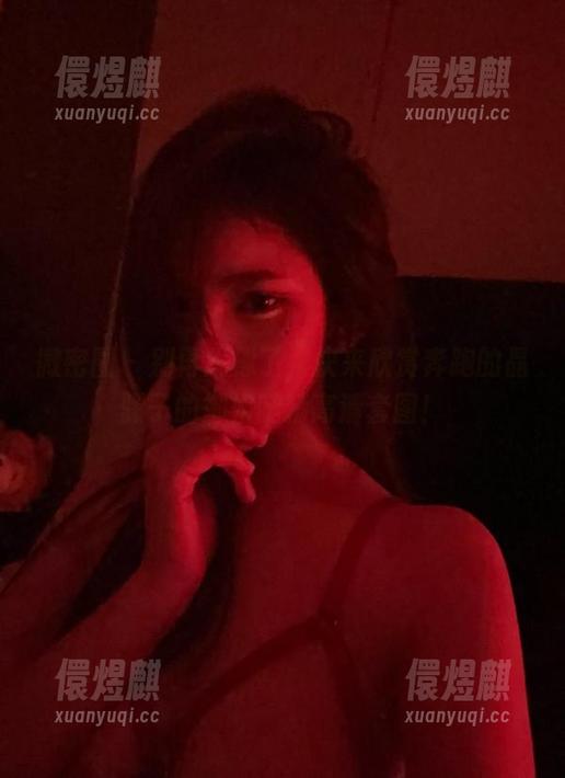 奔跑的晶骡子 微密圈 - 别再犹豫了,快来欣赏奔跑的晶骡子的御姐腿精高清套图!