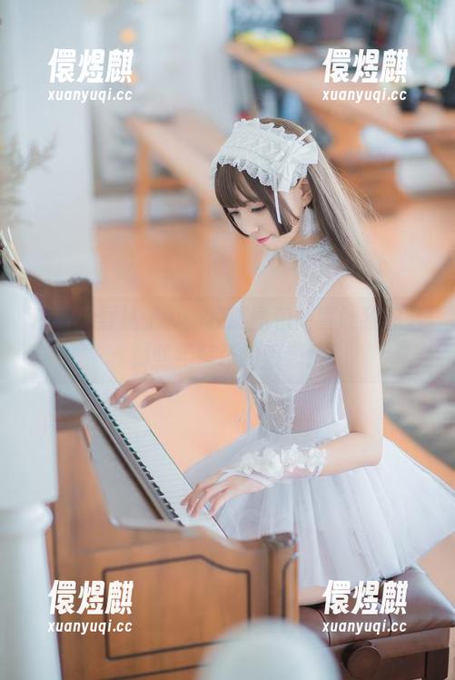 小野妹子w 观看小野妹子w,校服图包简直让我想起那些年夸张的暗恋!