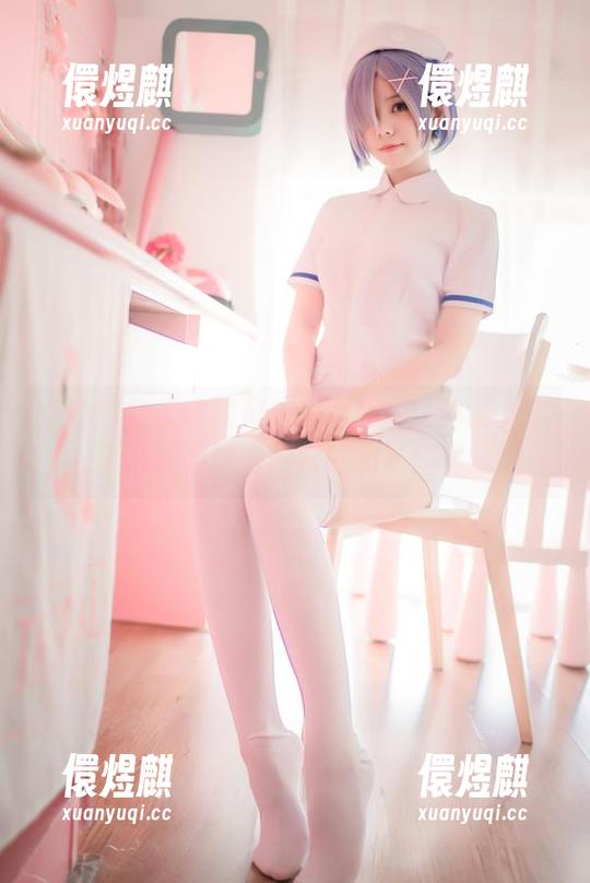 小野妹子w 当小野妹子w的美脚遇上私拍:资源太丰富,眼睛都快吃饱了!
