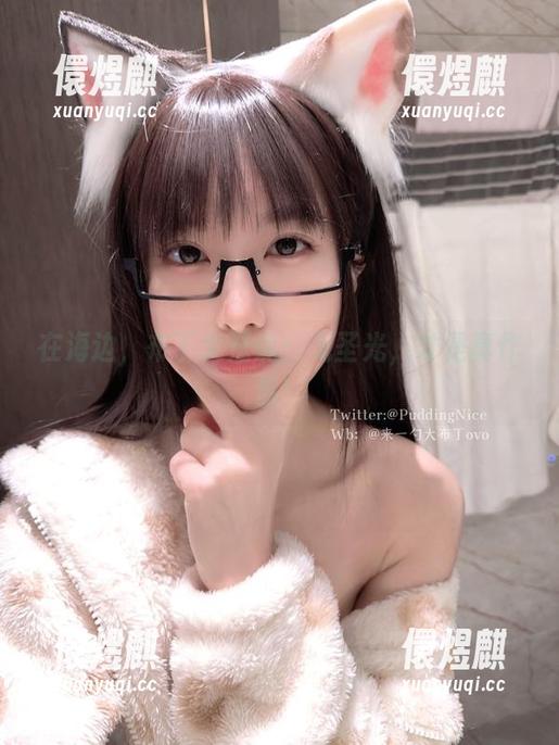 布丁大法 在海边,布丁大法说:无圣光,才是真作品!