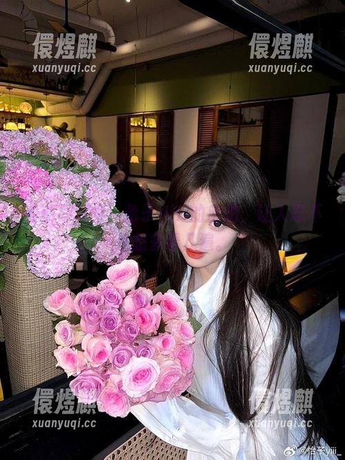 怡子yiii 最新写真集,怡子yiii的自拍,让人忍不住想多看几遍。
