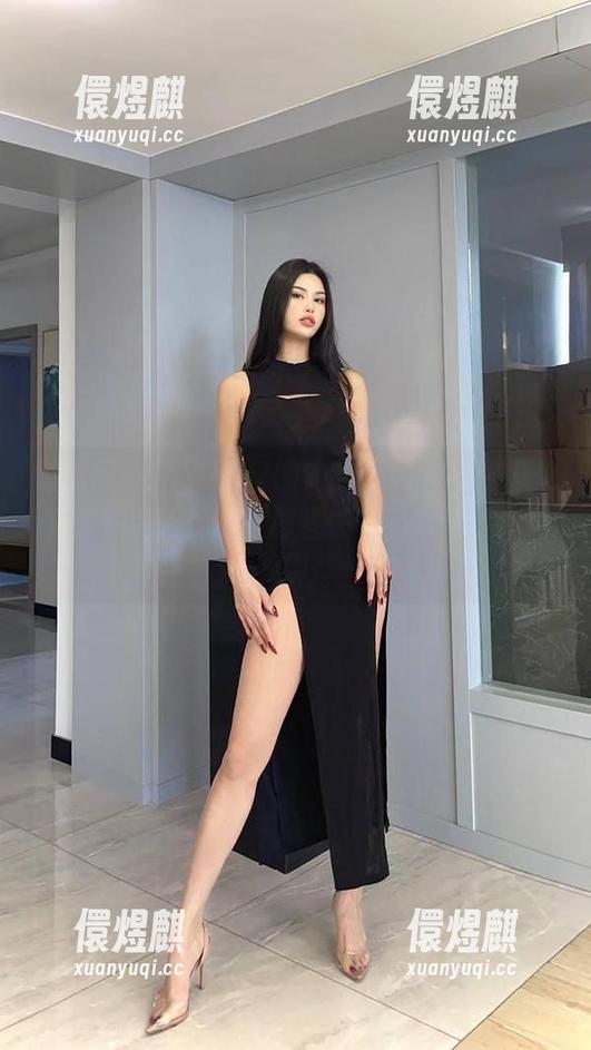 李嘉欣97 微密圈 - 李嘉欣97的豹纹系列,图片中每个细节都让我想起那些关于野性与优雅的故事...