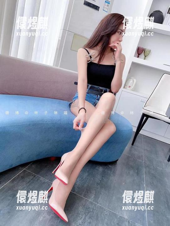 林子喵Lynne 微密圈 - 林子喵Lynne化身肉丝女神,无圣光照出四季的迷离!