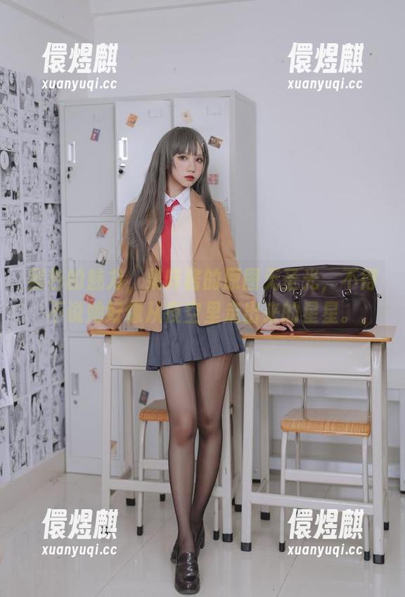 果咩酱 黑色的魅力,果咩酱的原图无圣光,不得不说她好像从夜空里走出来的星星。