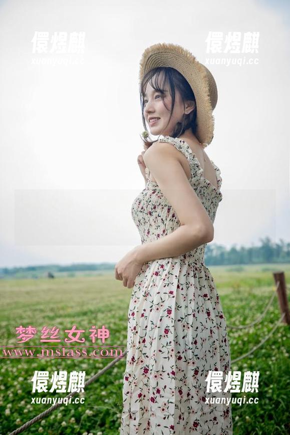 梦丝女神-璇璇 梦丝女神 - 璇璇图集:天台少女的静谧时光,心里小九十度转