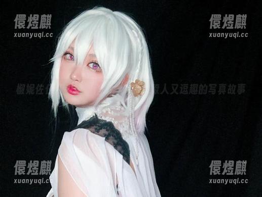 椒妮佐仁 椒妮佐仁《牛娘》作品集:看她撩人又逗趣的写真故事!