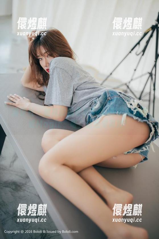 波萝社 - 丝袜的温柔和Suki朱忆音的壁纸Magic，喔，这感觉真妙！