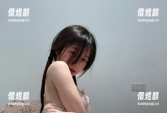 火龙果羊 微密圈 - 婚纱和火龙果羊的混搭,究竟是艺术还是大乌龙的写真分享?