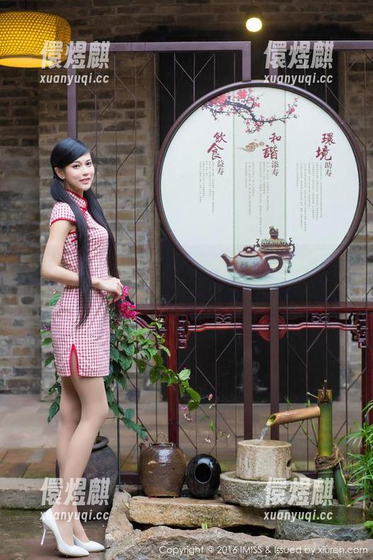 爱蜜社-Yannie 爱蜜社 - 那些照片里的裤里丝,Yannie是如何做到的?我好想知道