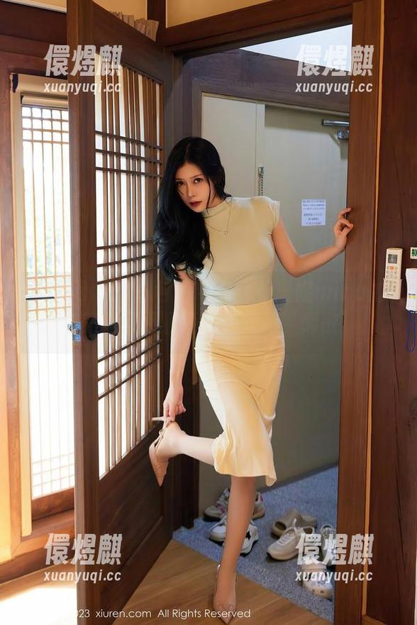 秀人网-乔漫妮mina 秀人网 - 这一包图带你看乔漫妮mina的睡衣美腿,还顺便教你如何‘懒散’!