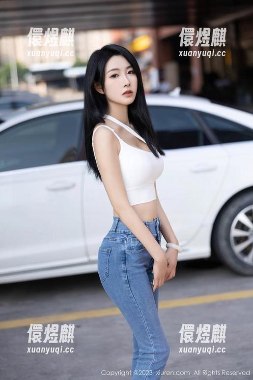 秀人网-噜噜妞儿 秀人网 - 裤里丝的灵动:噜噜妞儿写真图册,快来解锁不一样的“丝”滑体验!