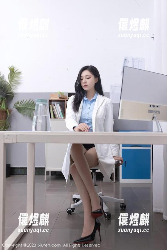 秀人网-娜比 秀人网 - 娜比的最新白丝作品集来袭,更新一下你的时尚灵感吧!