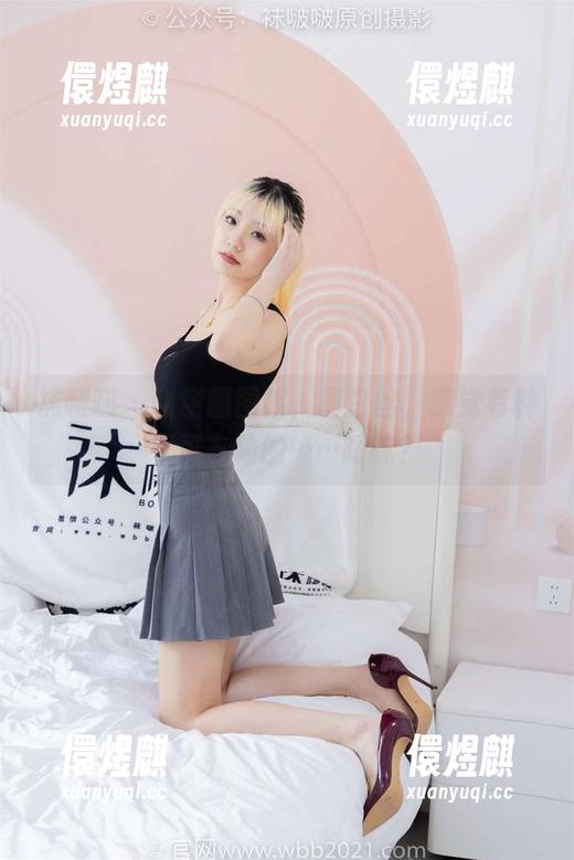 袜啵啵-甜甜圈 袜啵啵 - 甜甜圈图集,厚白丝,感觉有种不可言喻的……暧昧?
