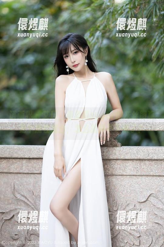 语画界-杨晨晨sugar 语画界 - 艾玛,杨晨晨sugar的灰丝图真是个魔性组合,怎么就停不下来了?