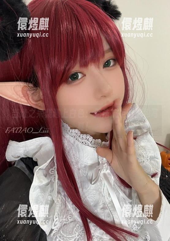 迷之呆梨 当迷之呆梨遇上白色:无法抗拒的图包写真!