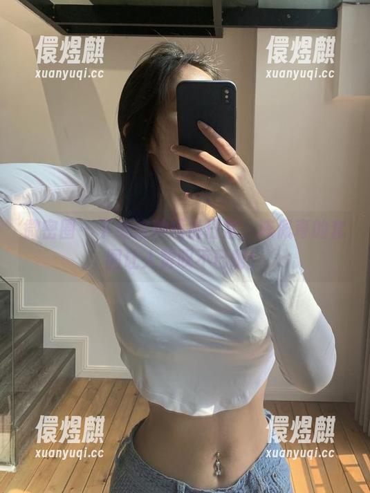 陈佩奇 微密圈 - 下载这种短裤日常,陈佩奇的套图让人赞叹不已啊!