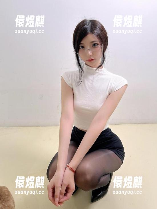 微密圈 - VIP399定制，陈妮妮UNI的图片专享，谁还不是个小少女呢？